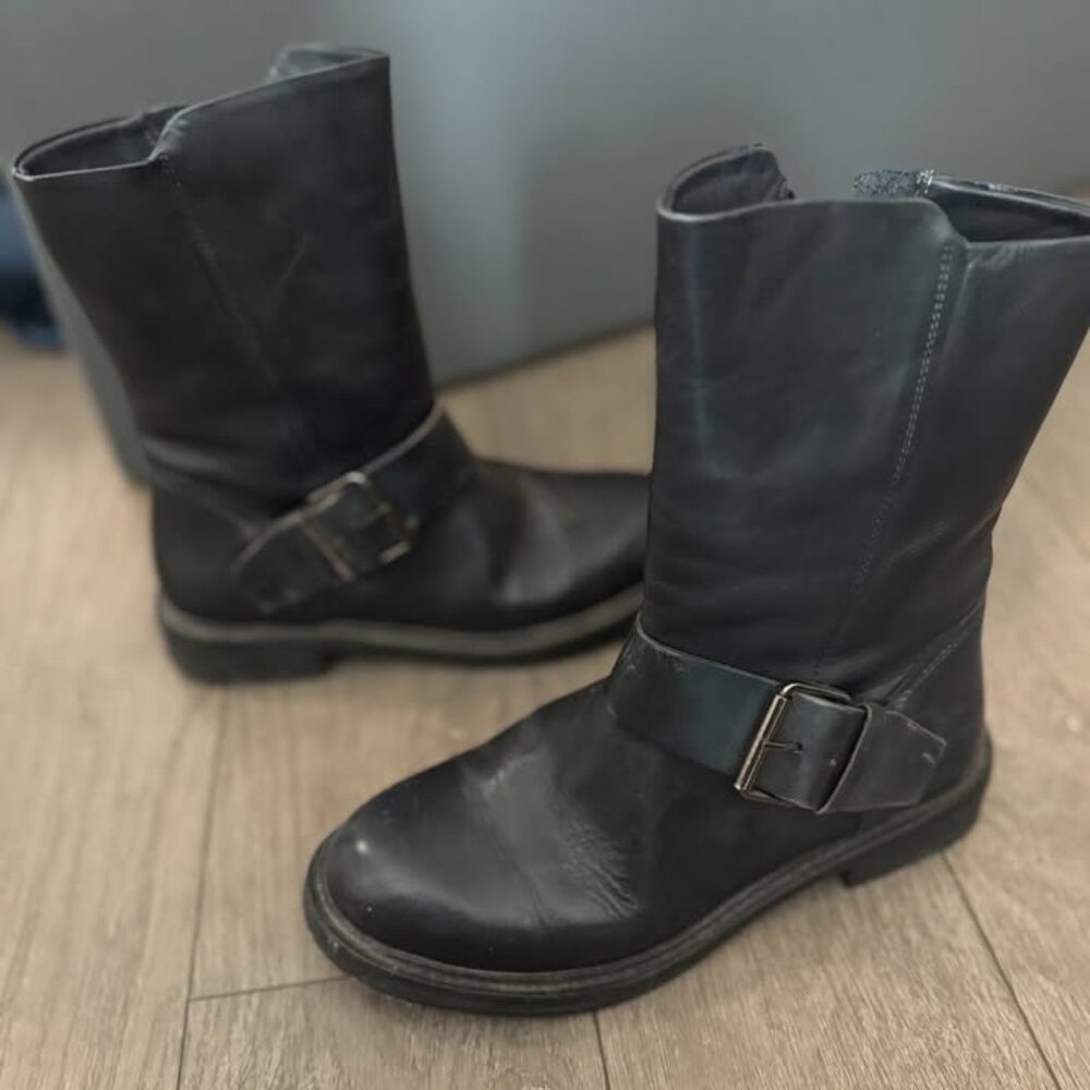 👢 Vintage Foundry Co. “Anya” Slouch Ankle Boots – Size 7